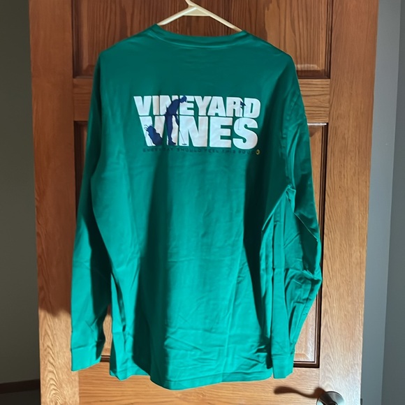 Vineyard Vines green long sleeve cotton tshirt - Picture 2 of 5